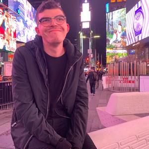 Meet your Posher, Daniel